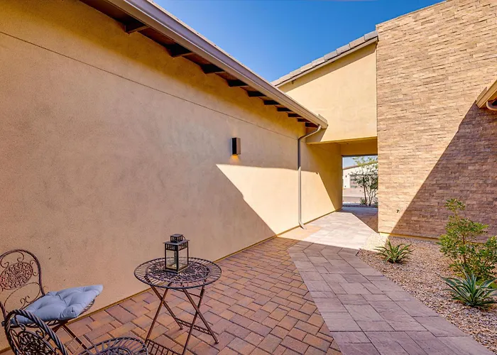 Mtn Views, Pool & Hot Tub: Oasis Сasa de vacaciones *